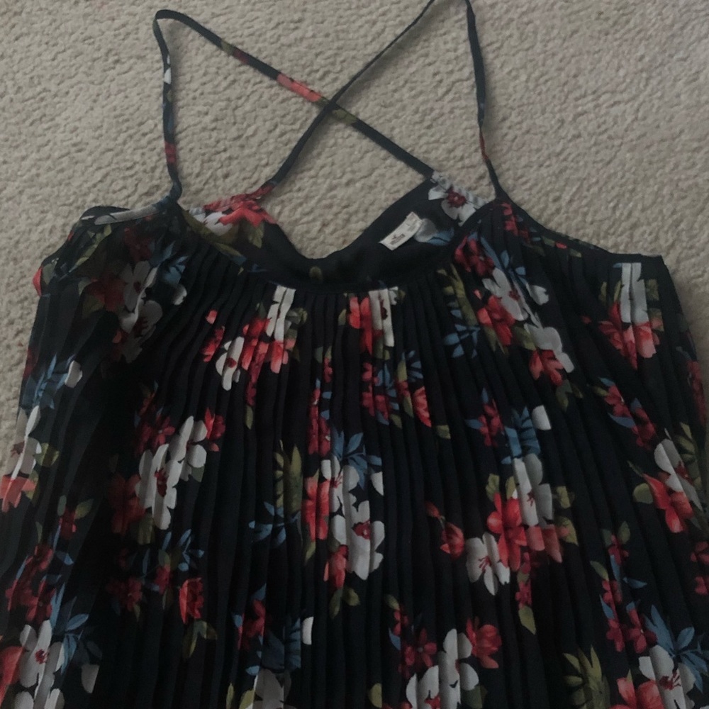 Cute Sheer Criss Cross Tank ☀️